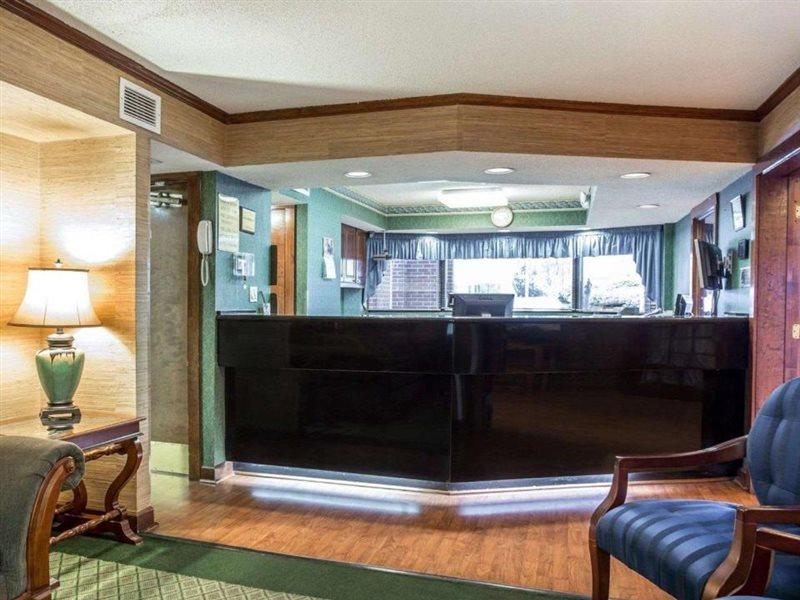Red Roof Inn & Suites Cornelius - Lake Norman Esterno foto