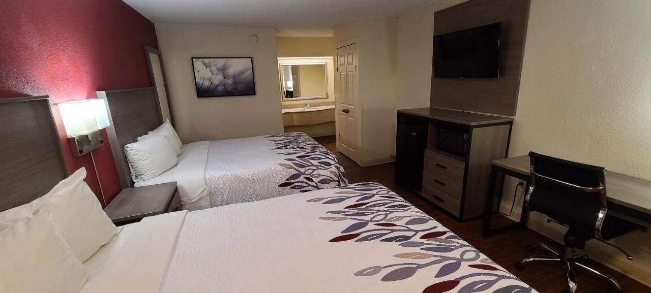 Red Roof Inn & Suites Cornelius - Lake Norman Esterno foto