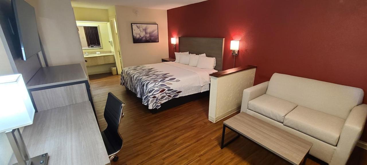 Red Roof Inn & Suites Cornelius - Lake Norman Esterno foto