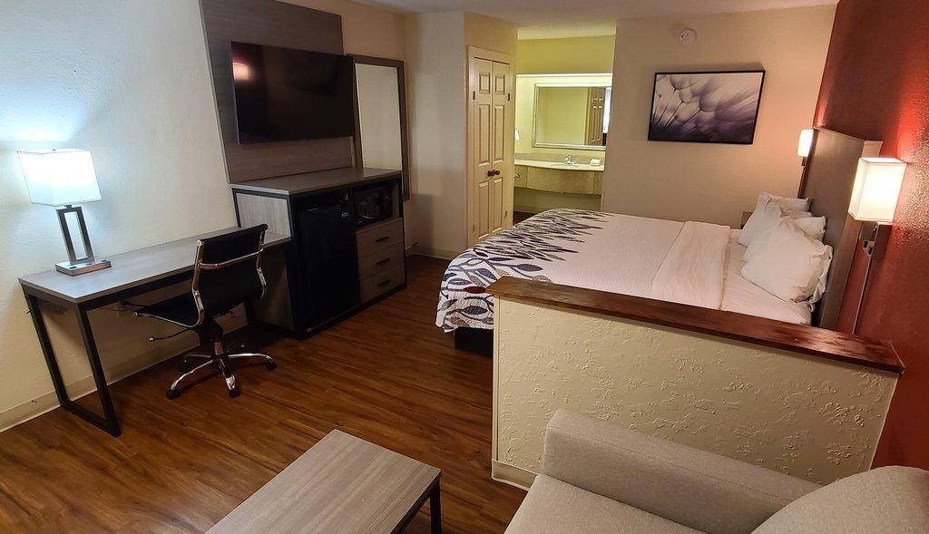 Red Roof Inn & Suites Cornelius - Lake Norman Esterno foto