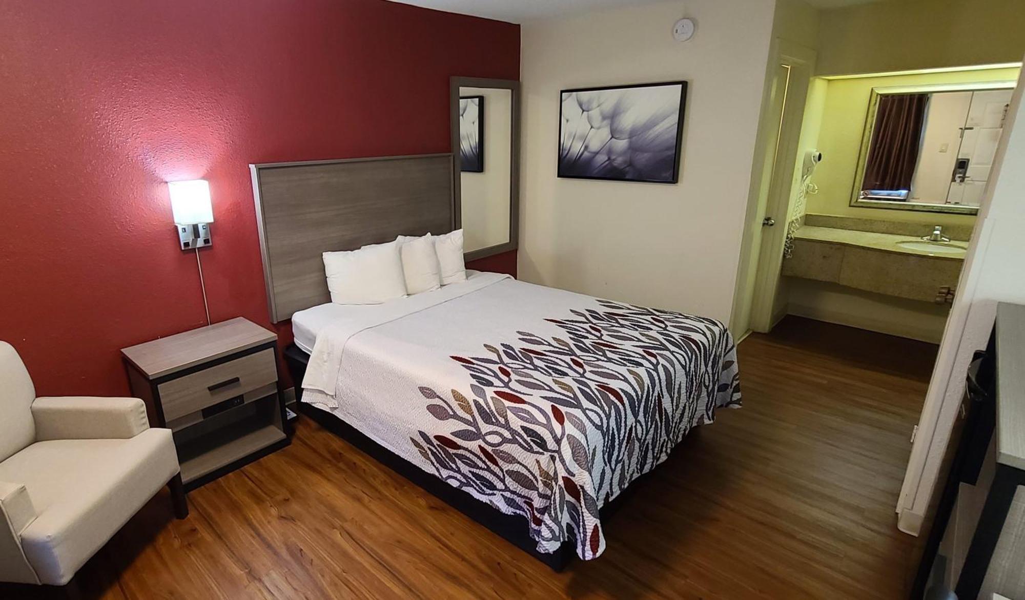 Red Roof Inn & Suites Cornelius - Lake Norman Esterno foto