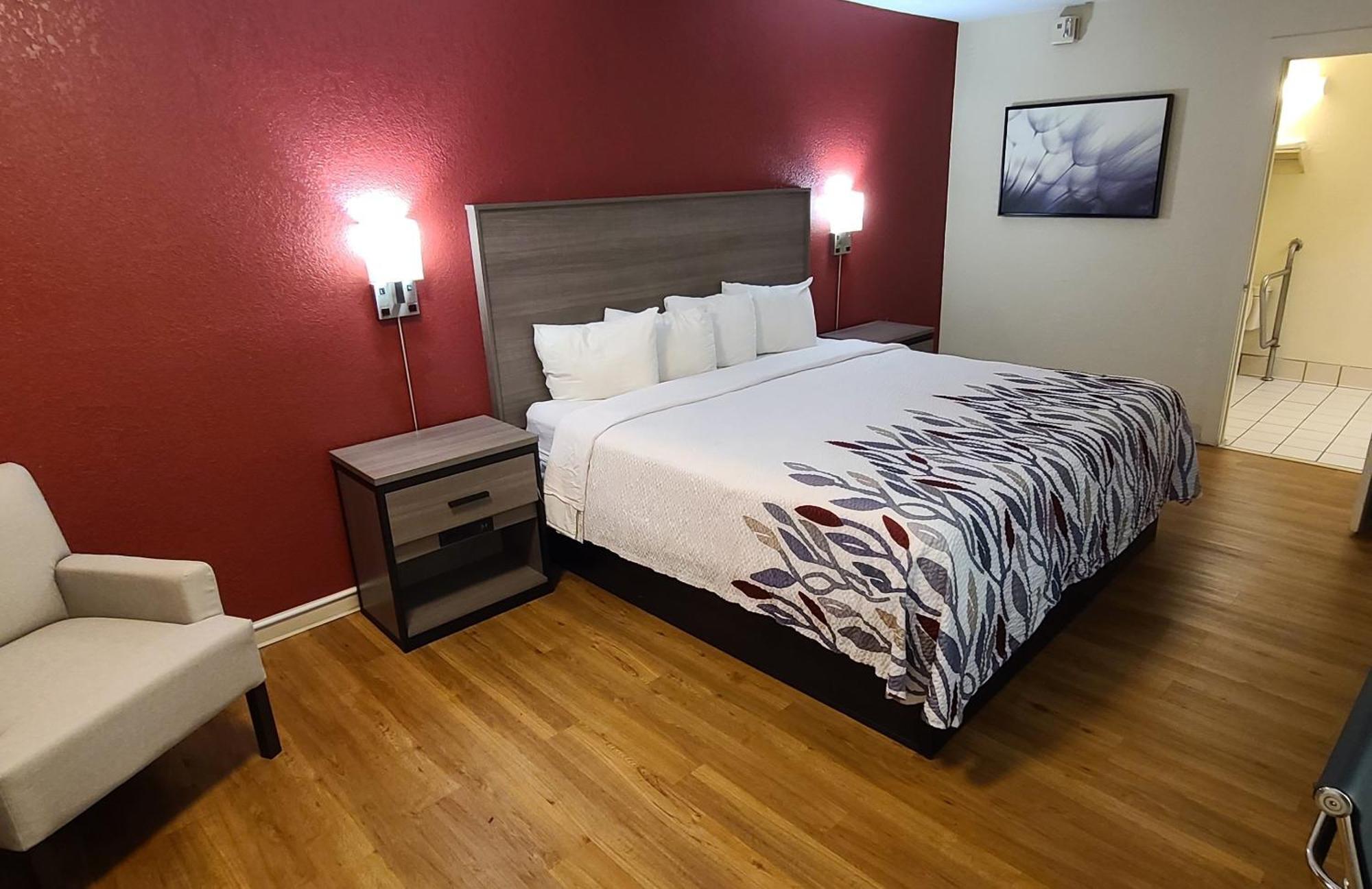 Red Roof Inn & Suites Cornelius - Lake Norman Esterno foto
