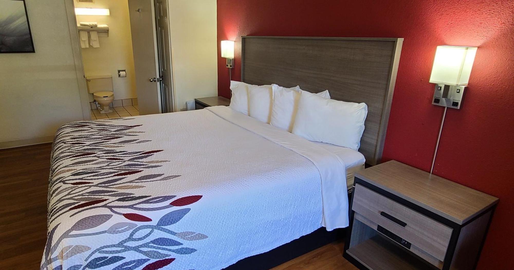 Red Roof Inn & Suites Cornelius - Lake Norman Esterno foto