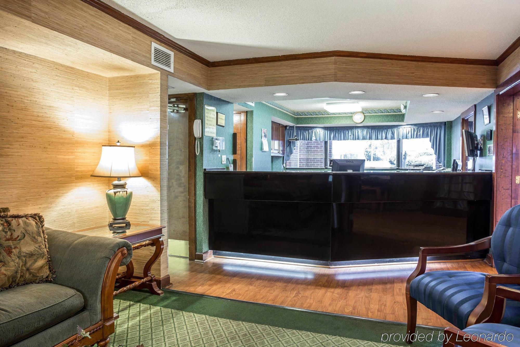 Red Roof Inn & Suites Cornelius - Lake Norman Esterno foto