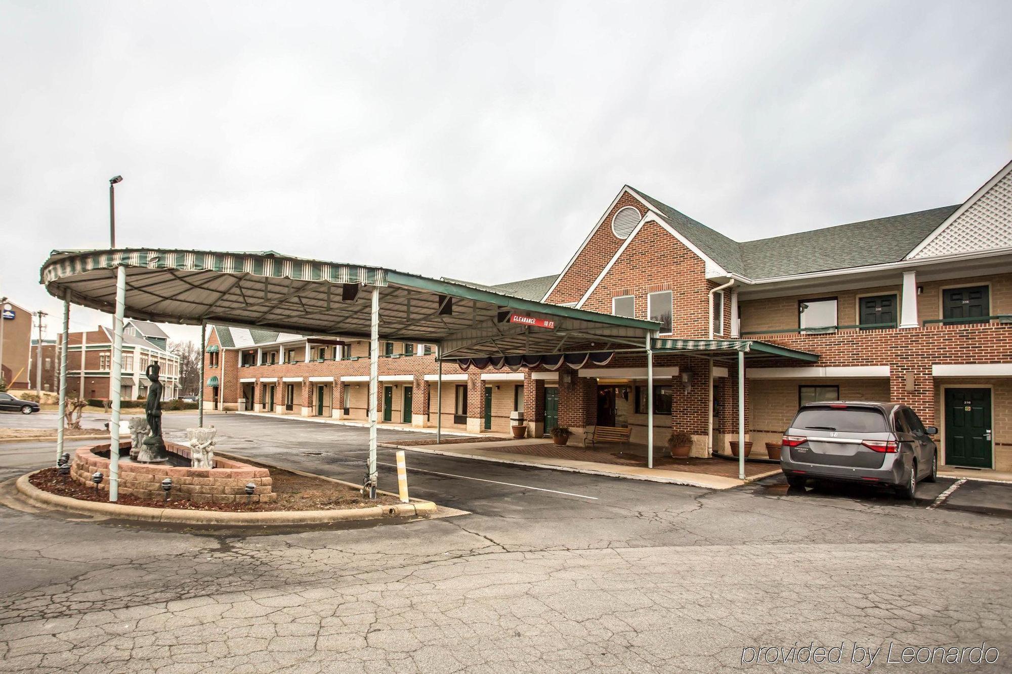 Red Roof Inn & Suites Cornelius - Lake Norman Esterno foto